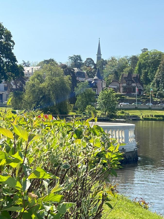 Manoir De La Prise Tarot Bed & Breakfast Bagnoles de l'Orne Normandie Bagian luar foto